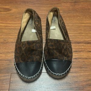 Leopard Print Loafer shoes, Size 8